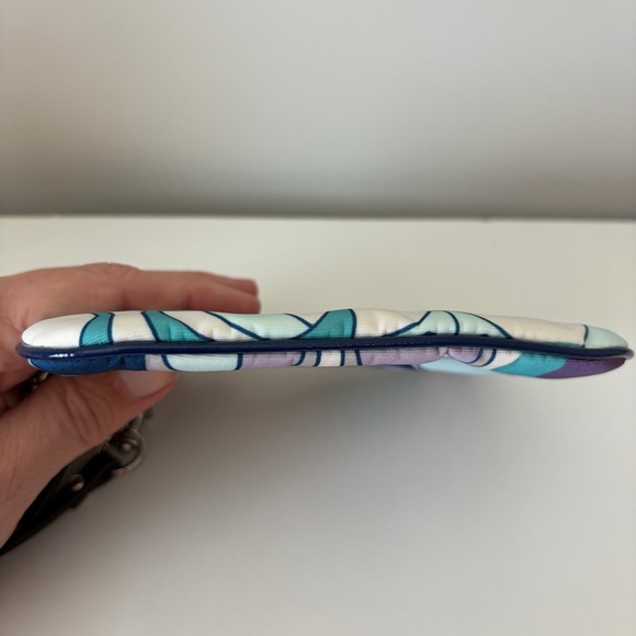 Coach Ashley Scarf Print Wristlet EUC - Picture 6 of 7